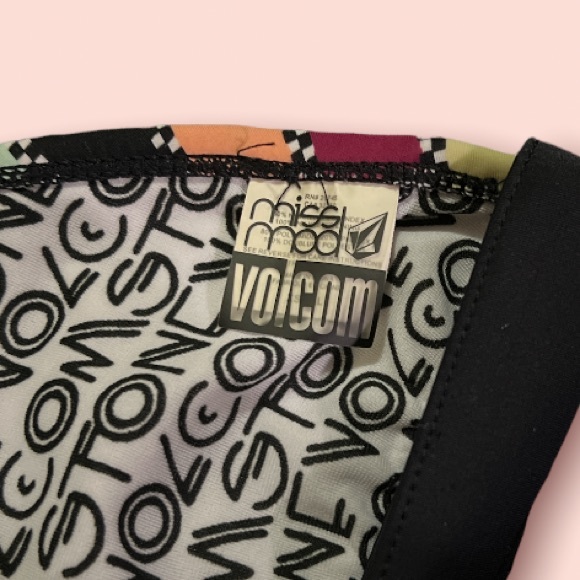 VOLCOM Stripped Bikini Top (size XS) - Picture 4 of 4